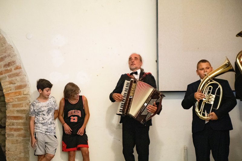 Orkiestra Klezmerska Teatru Sejneńskiego w Gruzji 13